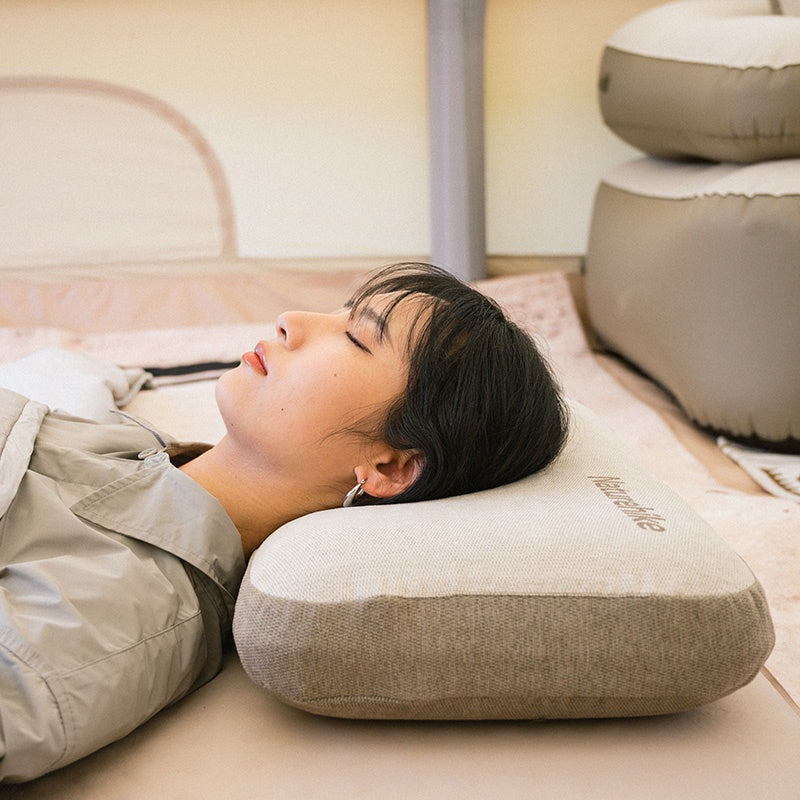Memory foam pillow in use