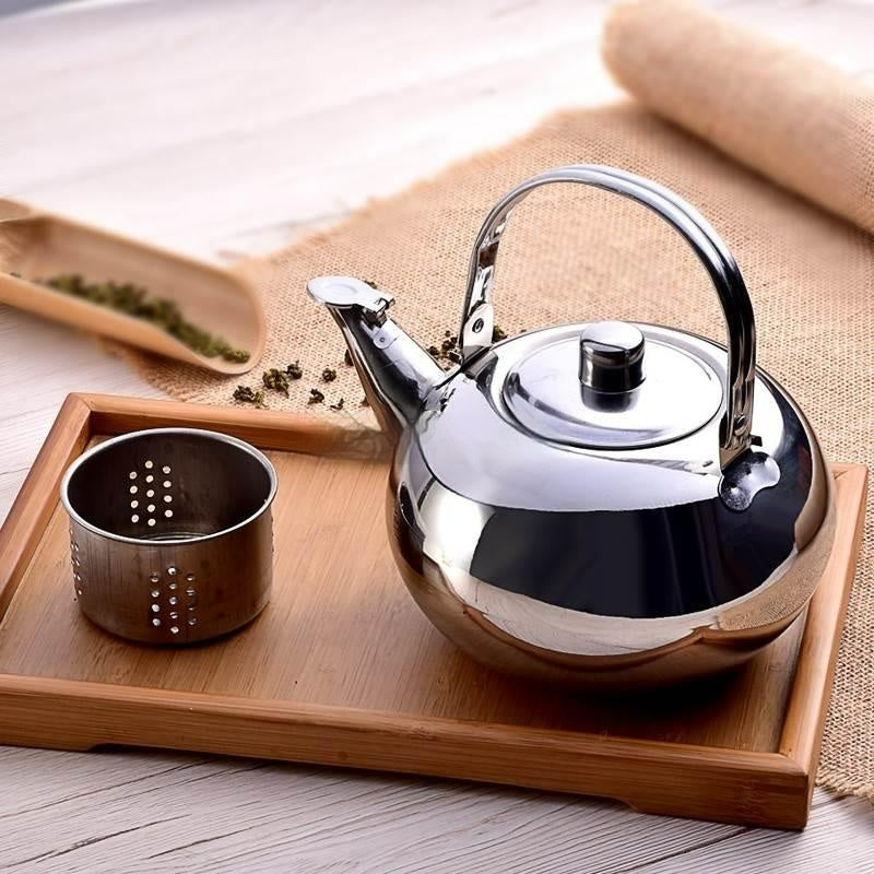 Stainless tea and coffee kettle with removable filter